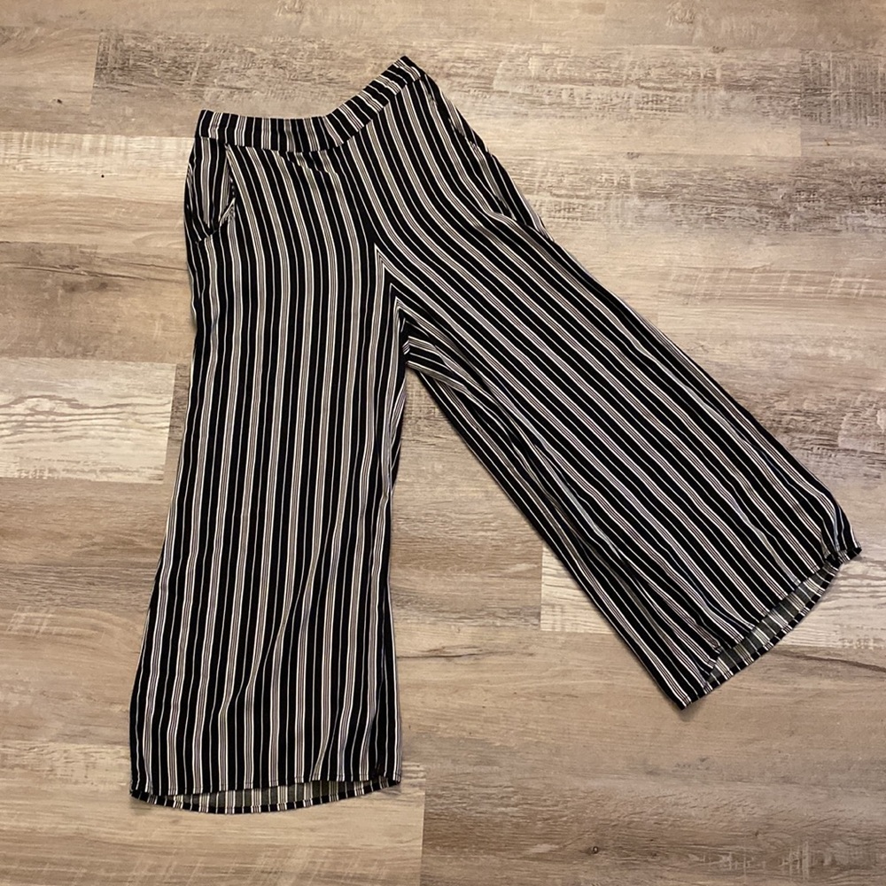 Hollister Flowy Pants